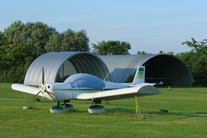 private airport cessna aircraft